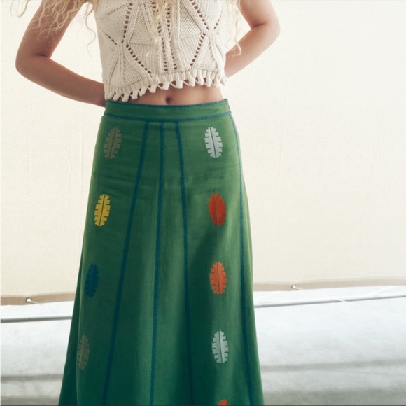 Zara Green Skirt with Multicolor Accents - Picture 8 of 15
